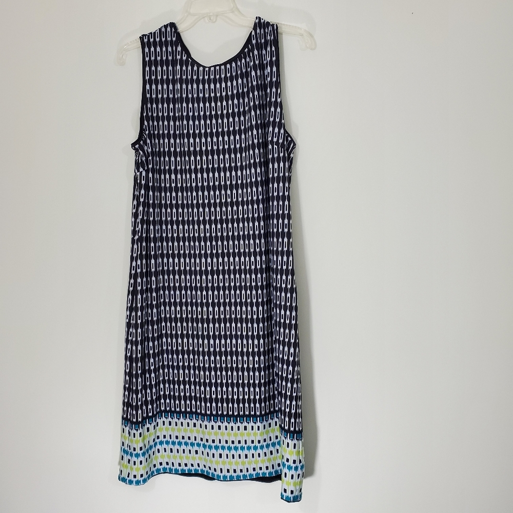 The limited multicolored Dress, Size Large